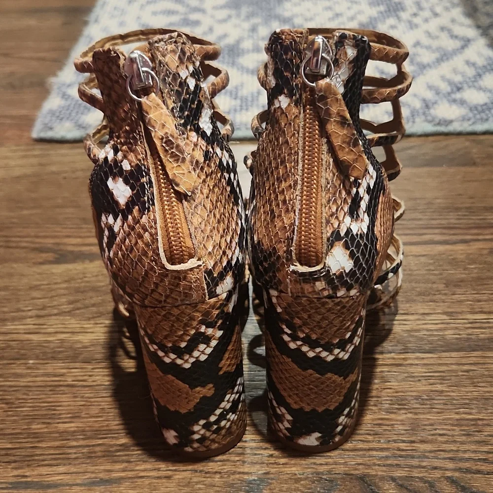 Schutz caged heeled sandal size 6.5 - Picture 3 of 5